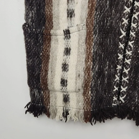 J. Peterman Chanky Knit 100% Wool Vest Sweater Academia - Picture 4 of 12